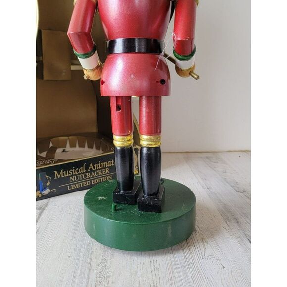 Vintage Dandee musical AS IS Nutcracker home Xmas decor animated - Picture 6 of 12